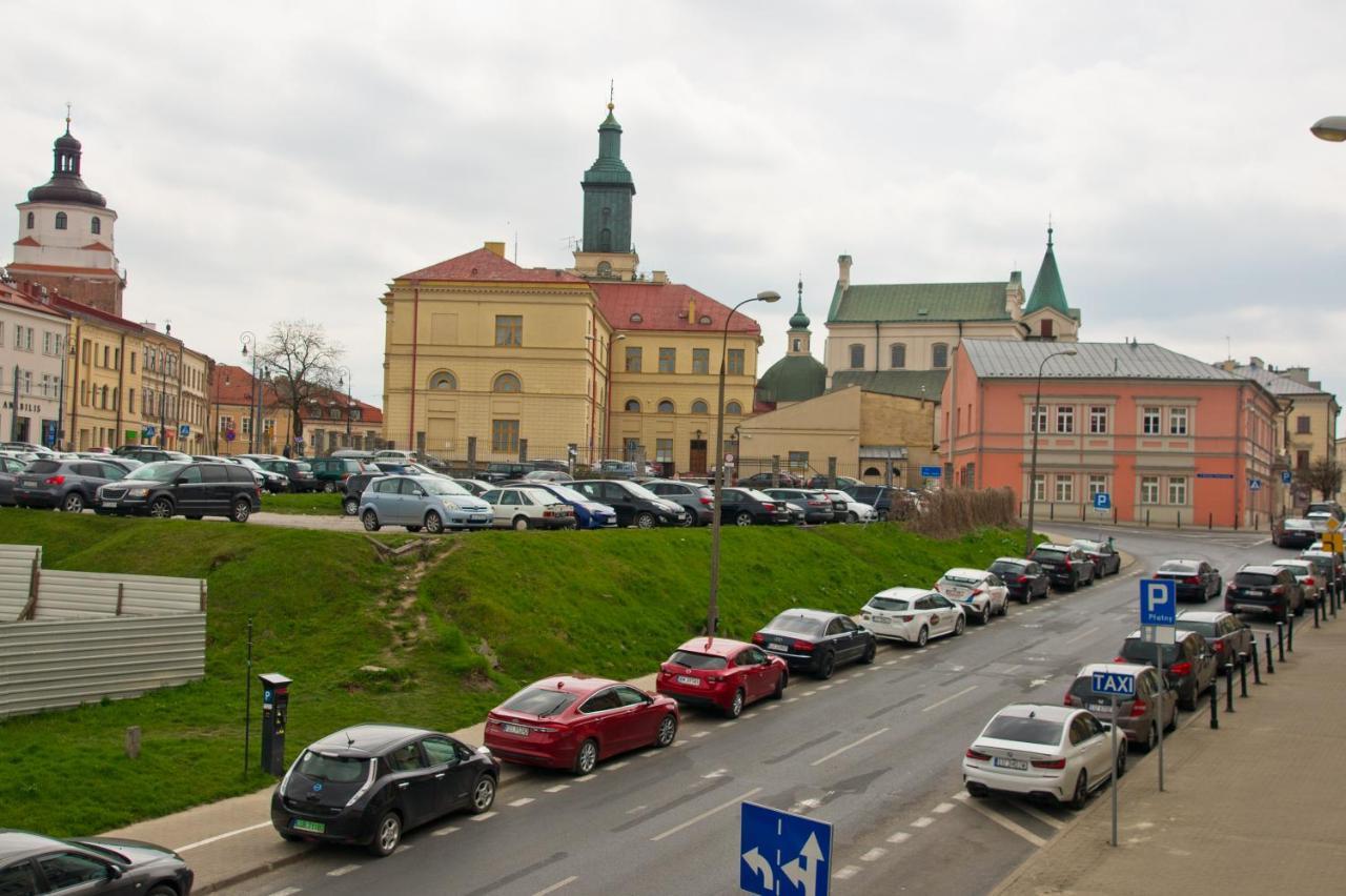 Apartament Granatowy Swietoduska 12 Lublin Exteriör bild