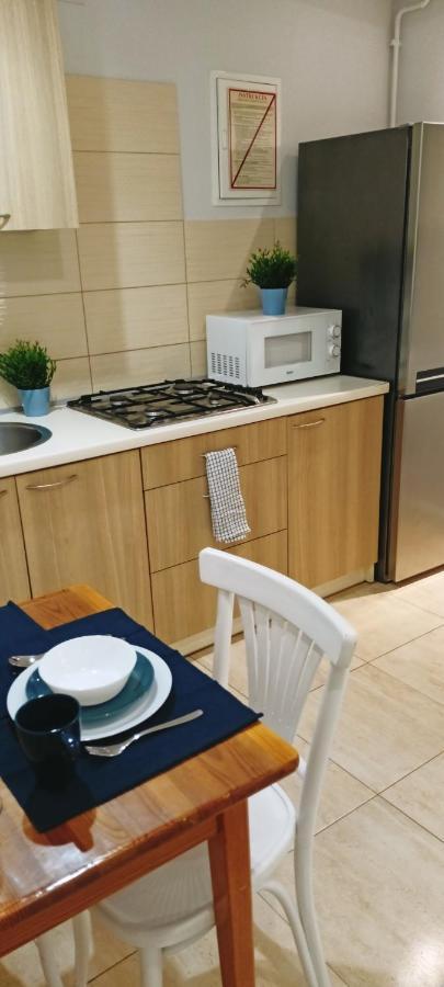 Apartament Granatowy Swietoduska 12 Lublin Exteriör bild